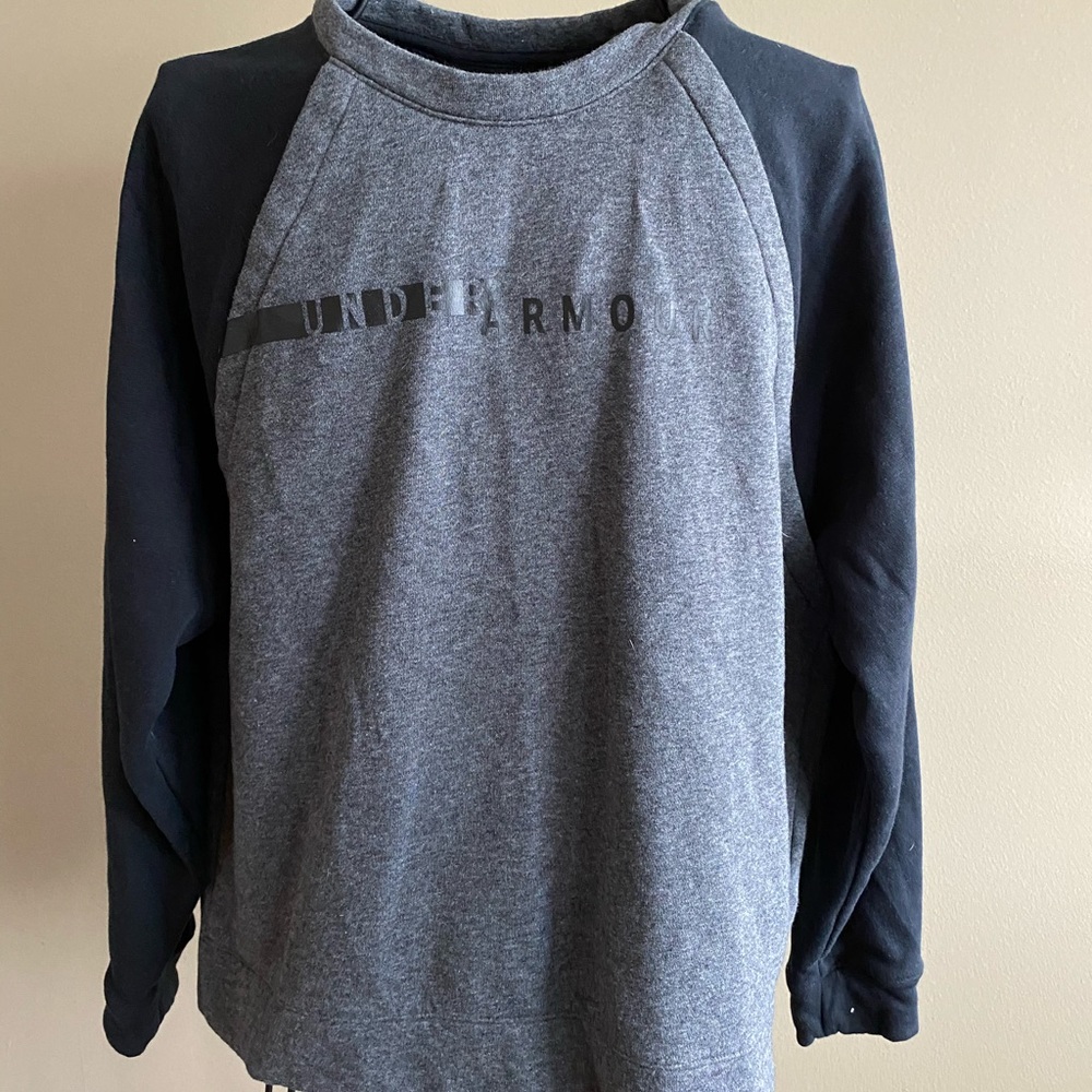 UnderArmour Grey/Black Crew Neck Sweatshirt
